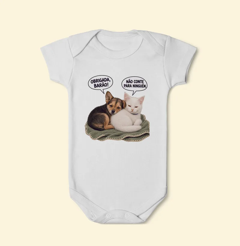 Body de bebê com a estampa Amora e Barão Bebês