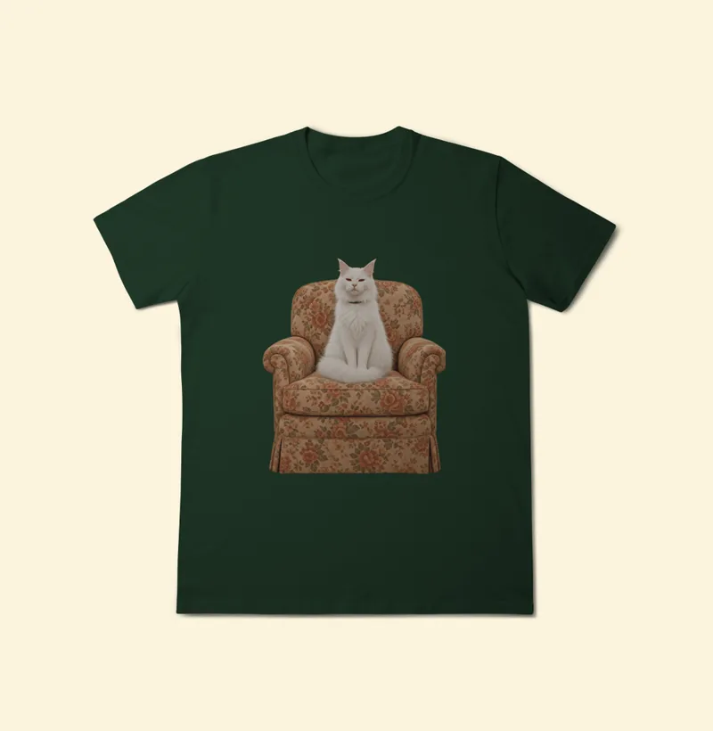 Camiseta Classic com a estampa Barão na Poltrona