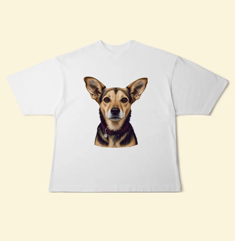 Camiseta Oversized com a estampa Amora – Retrato